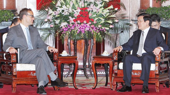 ประธานประเทศ Trương Tấn Sang ให้การต้อนรับตัวแทนการค้าสหรัฐ - ảnh 1